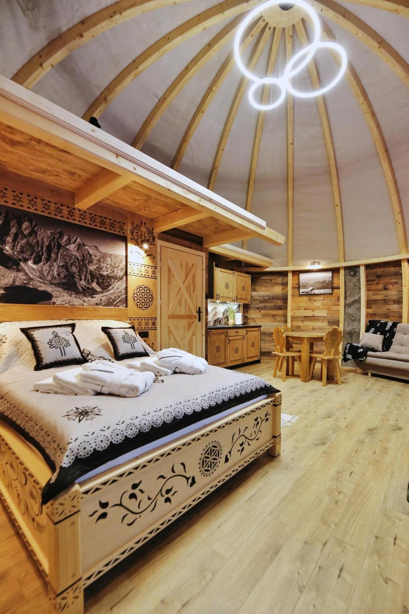 Tatry Mountain Glamp Z Jacuzzi Hotel Zakopane Exterior photo
